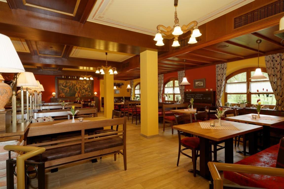 Zum Edlhof Hotel Obernzell Exterior photo